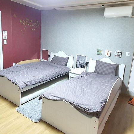 Triangel Guesthouse Seul Esterno foto